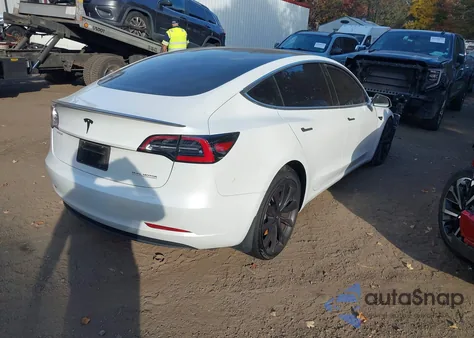 2020 Tesla Model 3 Performance z USA, uszkodzony, nr VIN 5YJ3E1EC0LF603267